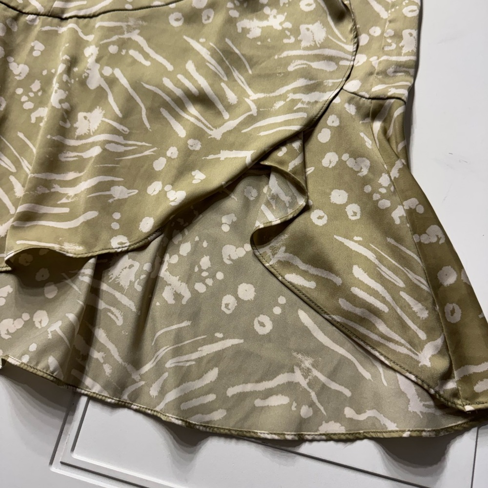 Saltwater Luxe Beige Patterned Maxi Wrap Dress Size Medium M - Picture 2 of 6